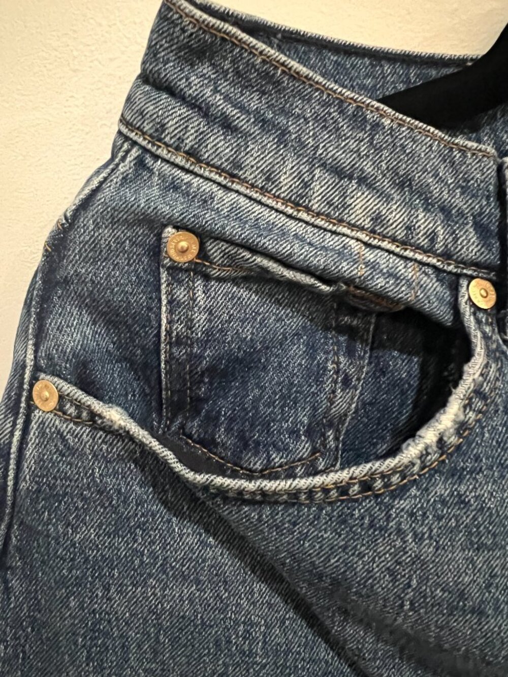 7 For All Mankind Bonnie High-Rise Barrel Jeans, Size: 28, Color: Santa Cruz - Picture 7 of 12